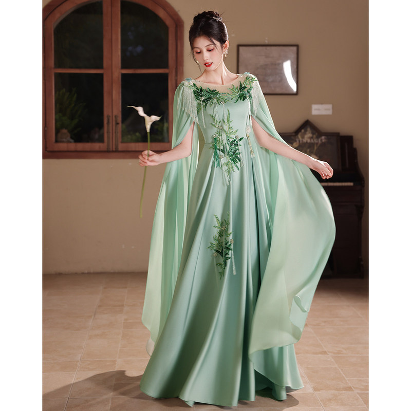 Green New Chinese Style Hostess Dress 2026 New Model Guzheng Performance Solo Ethnic Vocal Arts Exam Performance Costume for Women Green New Chinese Style Hostess Dress 2026 New Model Guzheng Performance Solo Ethnic Vocal Arts Exam Performance Costume for Women