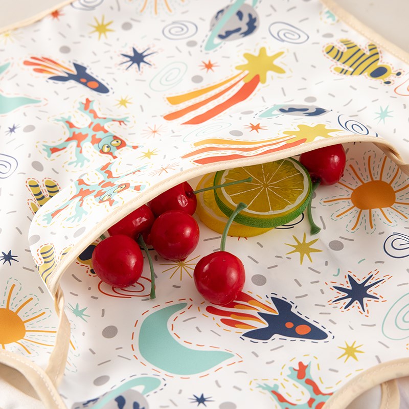 Baby eating bibs, children's waterproof, washable, summer thin, sleeveless, boys and girls, children's food supplement coveralls PU