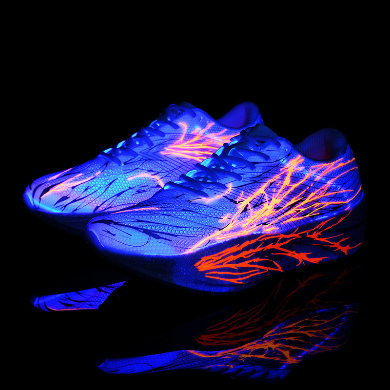 C202 6Th Generation Luminous Version Heartbeat Carbon Plate Running Shoes for Children, Ultra-Light Soft Sole Rebound Professional Racing Shock-Absorbing Running Shoes