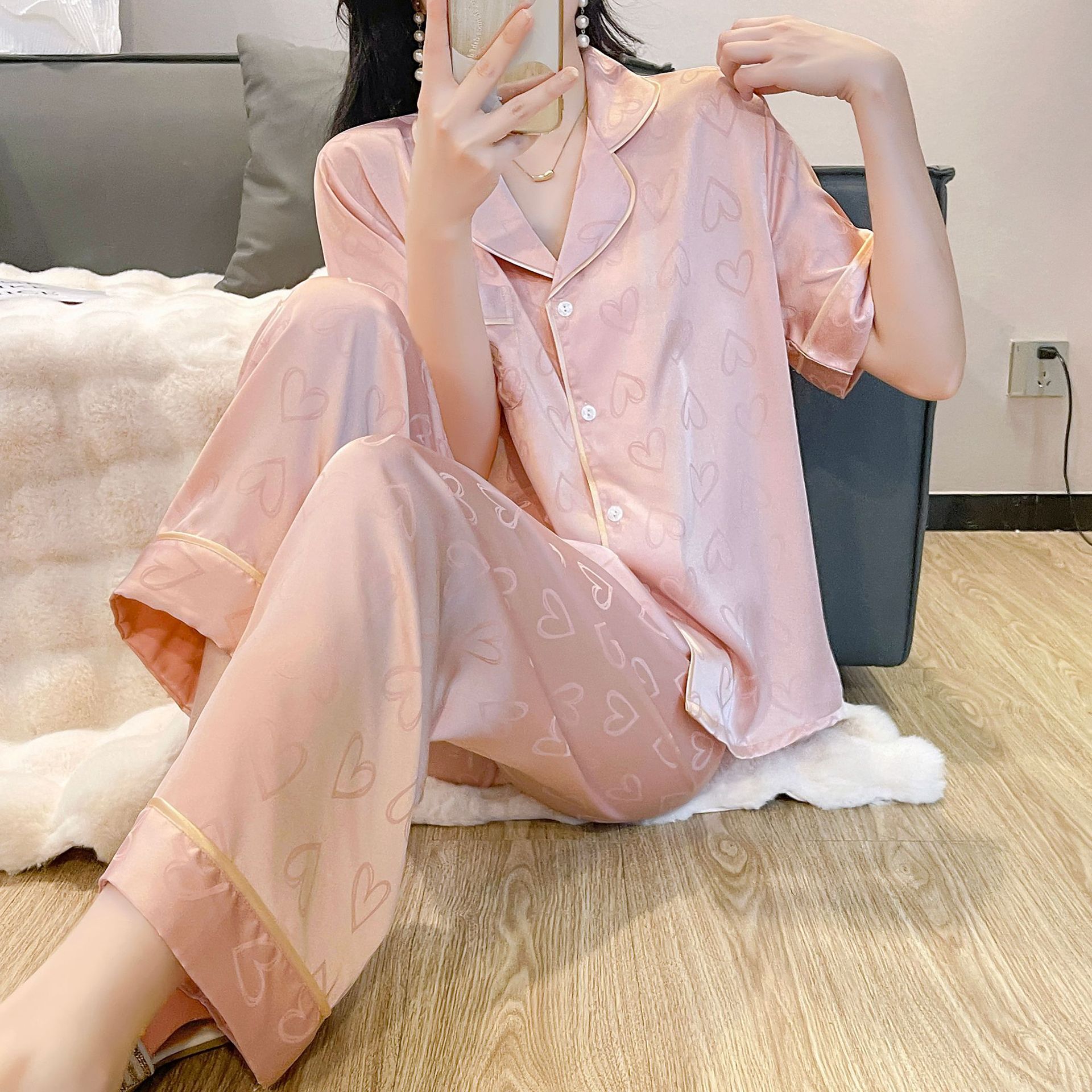 Ice silk pajamas ma'am summer With chest pad Advanced sense Thin money comfortable leisure time breathable ma'am Home Furnishings Three piece set