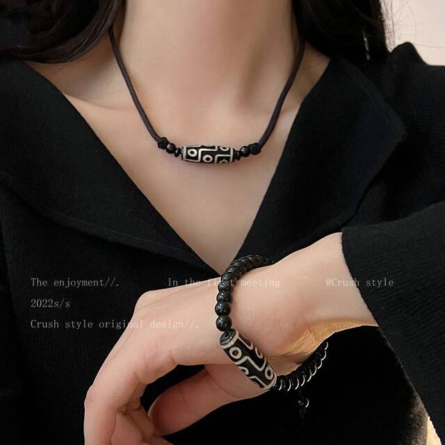 Ethnic Style Nine-Eyed Dzi Bead Braided Rope Necklace for Women, Trendy and High-End Neck Chain Accessory, Vintage Versatile Bracelet for Men