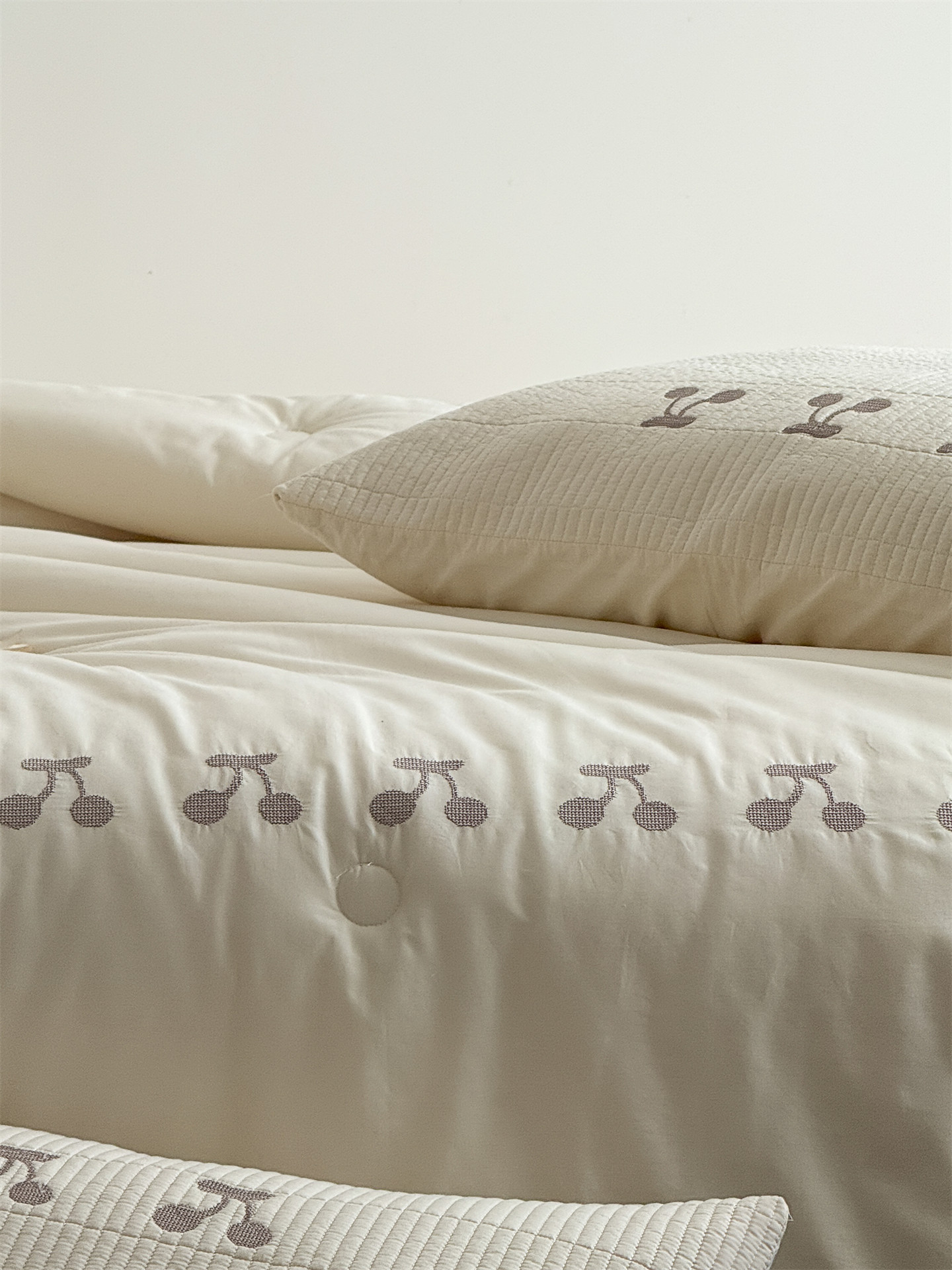 Корейский 大鹅 хлопковый комплект покрывала с вышивкой вишни 3 предмета ins стиль с кружевом мягкое теплое одеяло весна-осень