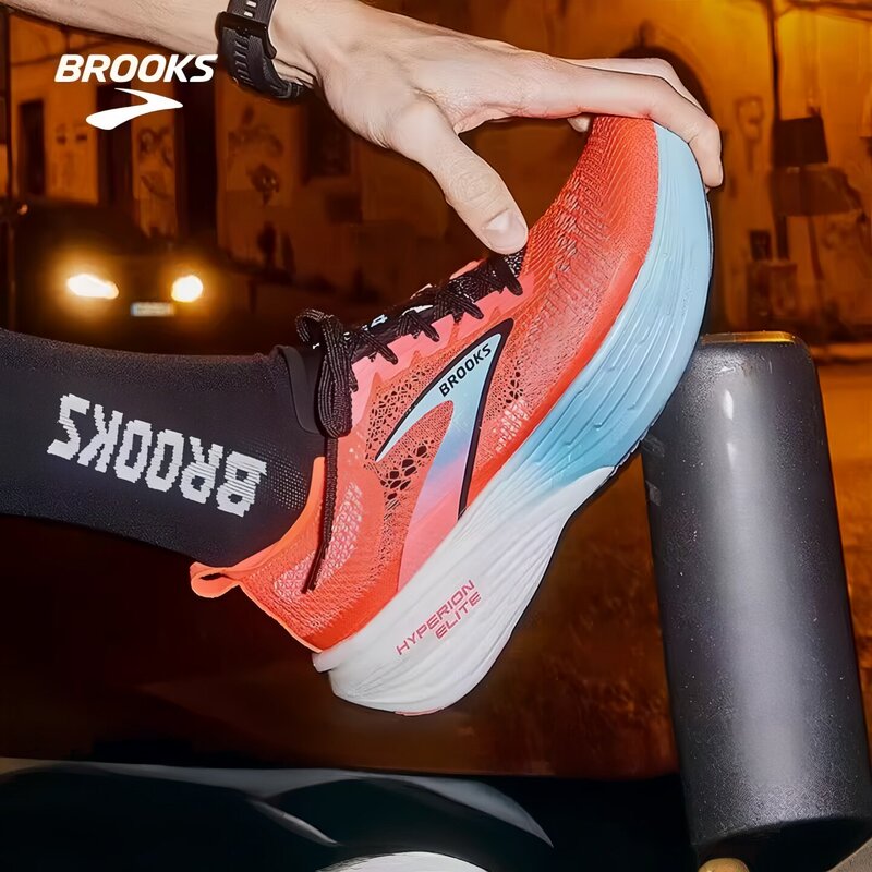 Brooks Hyperion Elite Tornado 4Pb Men's Carbon Plate Lace-Up Marathon Running Shoes