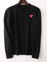 Черный о воротник+красное сердце