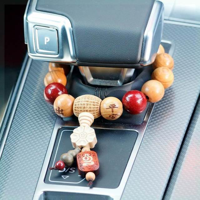 Cinnabar Car Gear Shift Bead, Peach Wood Safety Pendant, Car Hanging Ornament, New Model for Men and Women, Trendy Car Decoration