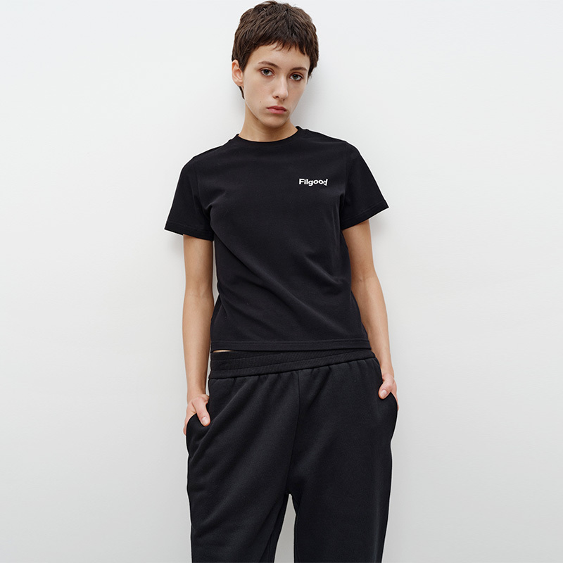 Filgood Fitted Logo Short-Sleeved T-Shirt, Regular Shoulder Slim Fit Small Version Fg04T04 Filgood Fitted Logo Short-Sleeved T-Shirt, Regular Shoulder Slim Fit Small Version Fg04T04