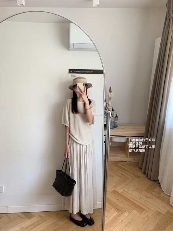 Linen Set: Tencel Linen Mid-Sleeve Knit Batwing Sleeve Lazy Style Skirt with a Gentle and Relaxed Vibe