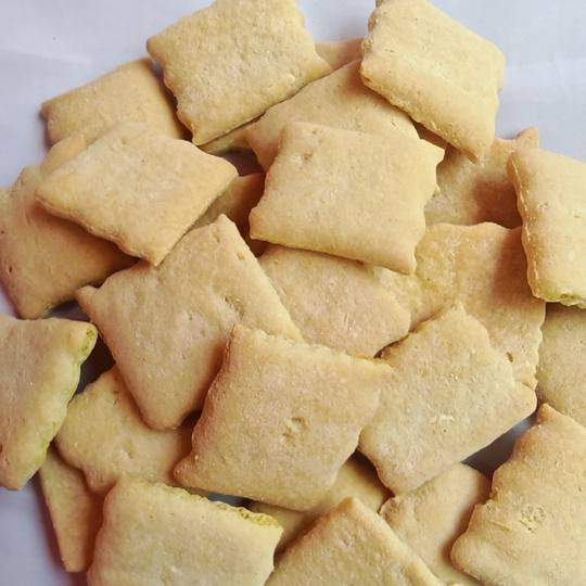 Jiangxi Ganzhou Yudu Zishan Especialidades Gannan Galletas cuadradas especiales Galletas de harina de arroz Galletas hechas a mano Recuerdos de la infancia