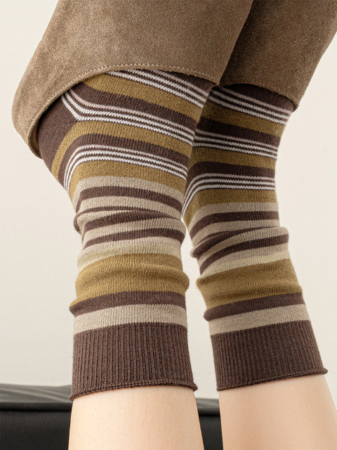 Women's Mid-Calf Socks, Autumn and Winter Pure Cotton, Odor-Resistant, Sweat-Absorbent, Seamless, 2025 New Popular Style, Xinjiang Cotton Striped Slouch Socks