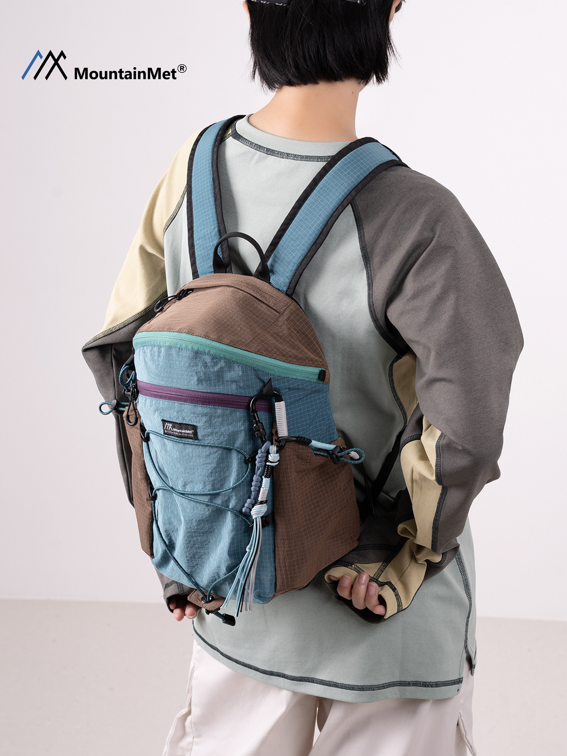 Mountainmet Outdoor Lightweight Outdoor Hiking Backpack Travel 12.9inch Computer Bag