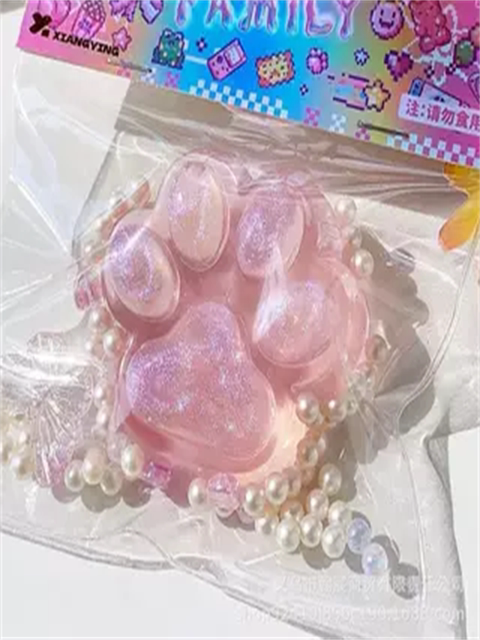 Pinchle one yuan wholesale decompression cat claw pinchle crystal toy decompression girl Nini pinchle