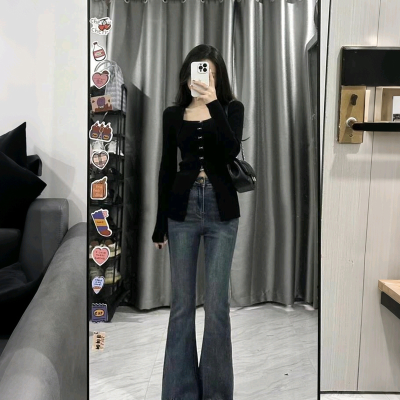 Very Stylish Two-Piece Set for Women, 2026 Autumn, High-End Knit Top, Elegant and Slim-Fitting Jeans Very Stylish Two-Piece Set for Women, 2026 Autumn, High-End Knit Top, Elegant and Slim-Fitting Jeans
