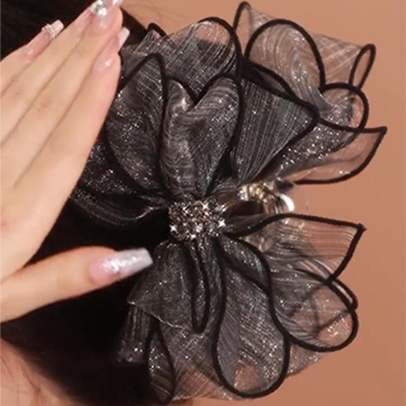 Gray Butterfly Hair Clip with Lace Mesh, Hairpin for the Back of the Head, Hair Top Clip for Creating Volume, Hair Accessory for Women Gray Butterfly Hair Clip with Lace Mesh, Hairpin for the Back of the Head, Hair Top Clip for Creating Volume, Hair Accessory for Women