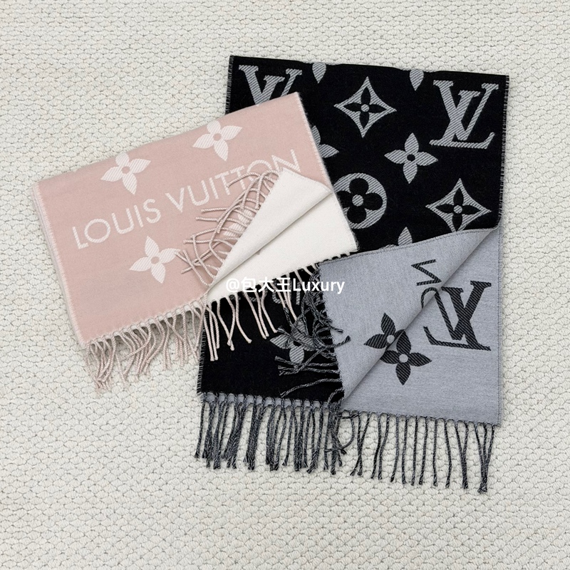 Louis Vuitton/Lv Wool Scarf with Large Logo and Tassels, Neck Warmer, Black and Pink, Unisex