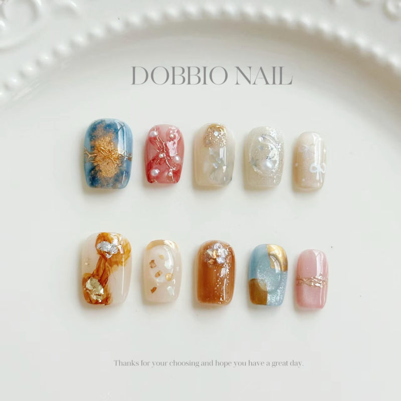 Dobbio【Lifetime Beauty】Brightening, Gentle and Elegant, Hand-Painted Gold Foil Pearl Pure Handmade Wearable Nail Art Pieces Dobbio【Lifetime Beauty】Brightening, Gentle and Elegant, Hand-Painted Gold Foil Pearl Pure Handmade Wearable Nail Art Pieces