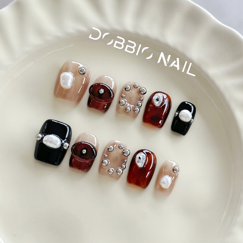 Doppio【One】Exquisite Textured Design Handmade Wearable Nails 2026 New High-End Short Style Manicure