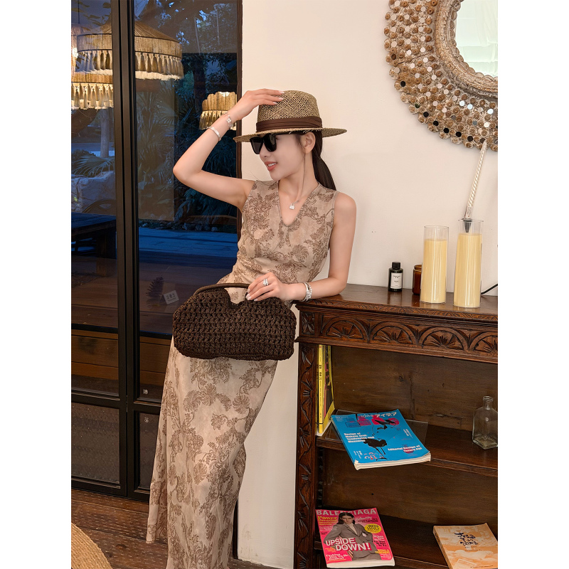 Liu Xiongxiong Mcmax【Rum Dress】Sleeveless Floral Dress Printed Tank Dress Beautiful Cinched Waist Long Dress Liu Xiongxiong Mcmax【Rum Dress】Sleeveless Floral Dress Printed Tank Dress Beautiful Cinched Waist Long Dress