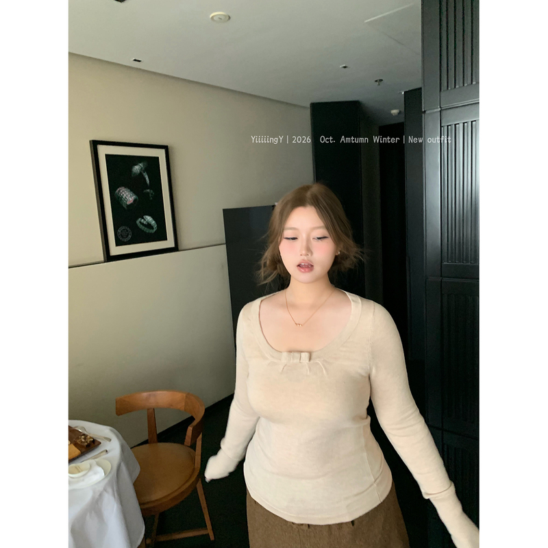 Yiiiiingy【Lovely Girl】Merino Wool Persian Wool Knit Sweater, Slimming and Flattering Base Layer for Slightly Chubby Figures