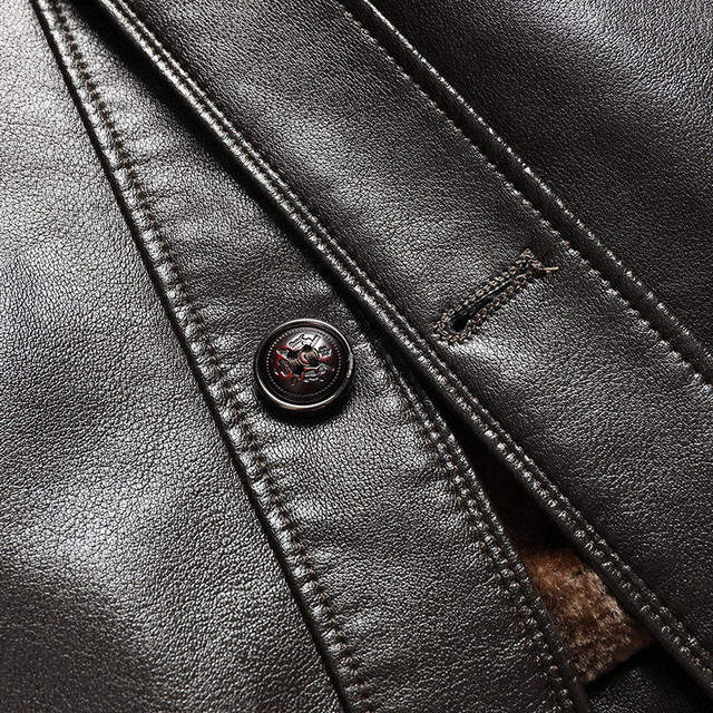 Woodpecker Dad's Leather Jacket Winter Coat with Fleece Lining, Thickened for Middle-Aged Men, Leather and Fur Integrated, Warm Leather Jacket, Casual Style