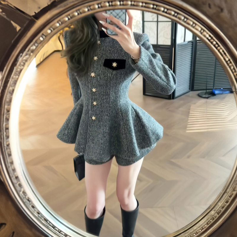 Tweed Style Suit for Women, Autumn and Winter 2026 New Style, High-End Small Dress, Short Jacket + High-Waisted Pleated Skirt Two-Piece Set Tweed Style Suit for Women, Autumn and Winter 2026 New Style, High-End Small Dress, Short Jacket + High-Waisted Pleated Skirt Two-Piece Set
