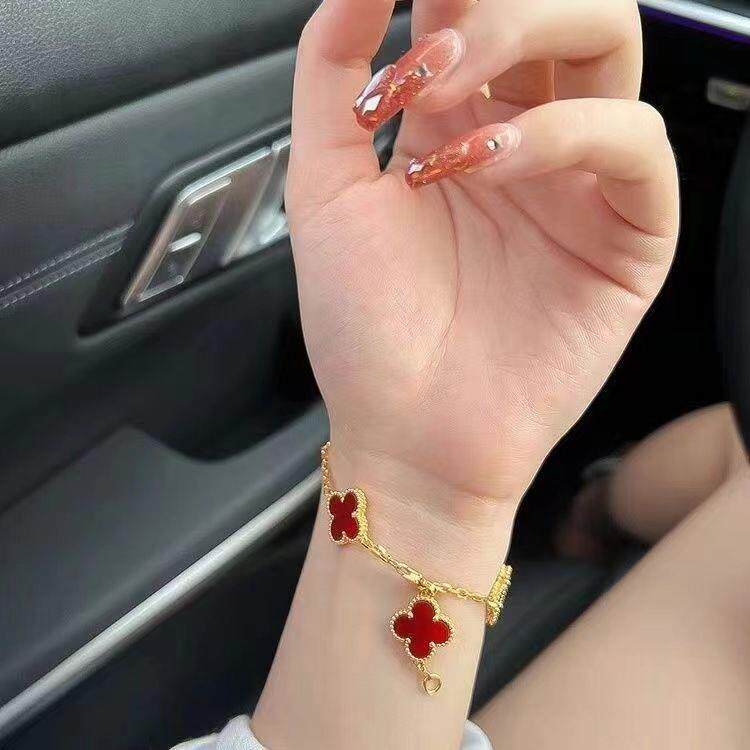 Серебряное ожерелье 四叶草男士手链ins小众轻奢钛钢不掉色双面手链高级质感抖音同款