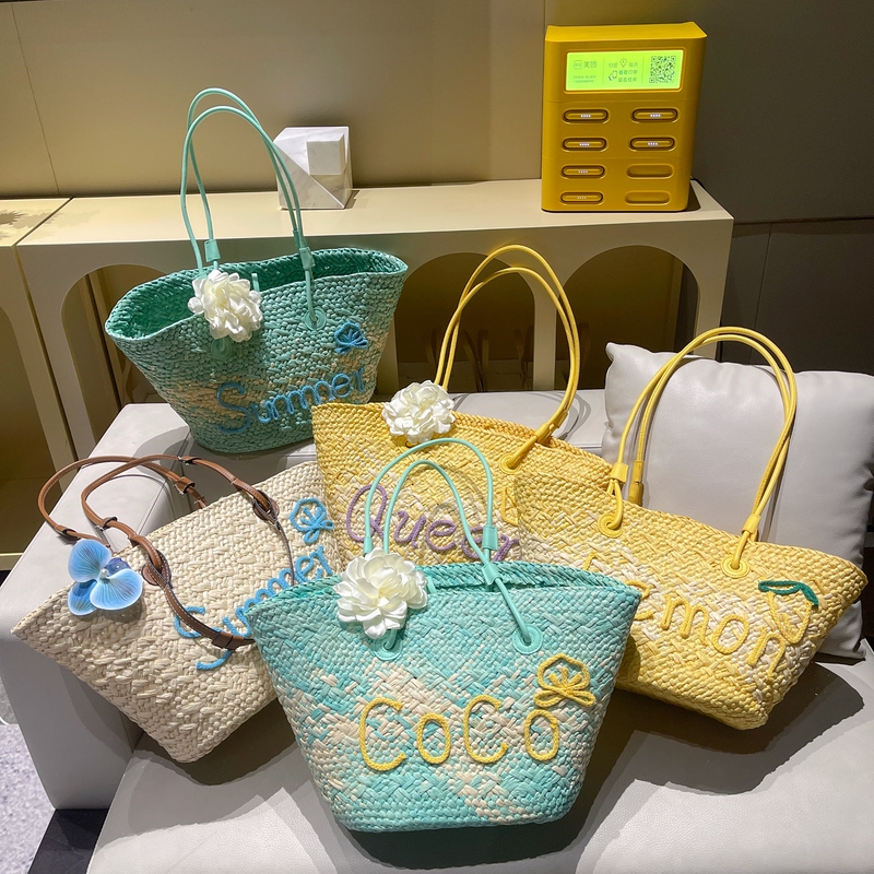 2025 New Sweet Floral Single-Shoulder Tote Bag, Large-Capacity Single-Shoulder Handbag, Fashionable and Versatile Casual Straw Bag