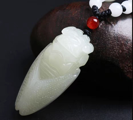 Hotan jade cicada pendant blockbuster jade pendant mutton fat jade white jade cicada seed pendant cicada jade pendant sweater chain