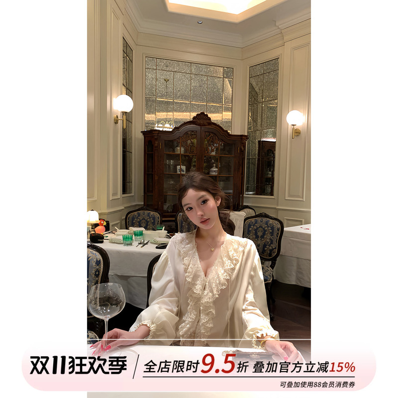 Oyff Fanfan Is Here【Golden Chrysanthemum】Pure Desire Wrinkled Lace Ruffle V-Neck Shirt Women's Long Sleeve Top Oyff Fanfan Is Here【Golden Chrysanthemum】Pure Desire Wrinkled Lace Ruffle V-Neck Shirt Women's Long Sleeve Top