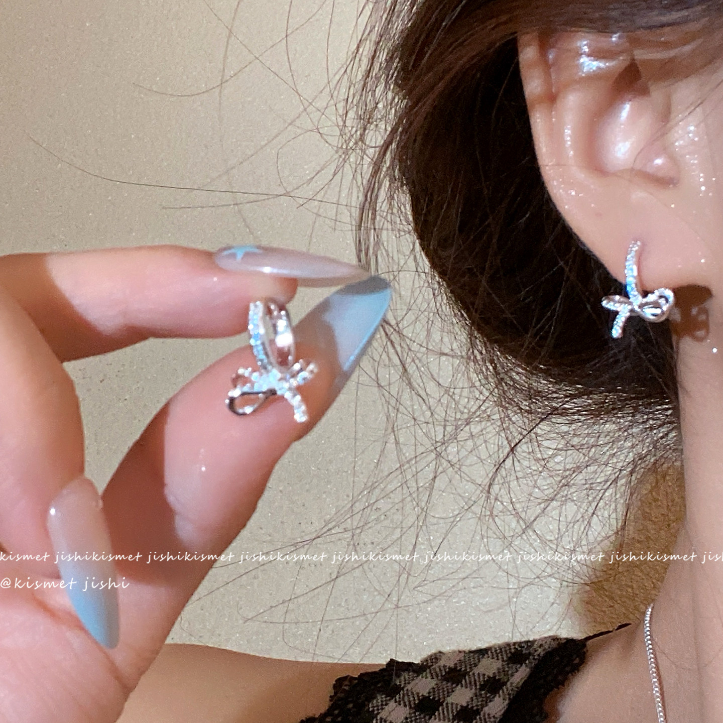 Ballet Sweetheart Luxury Sparkling Diamond Silver Bow Earrings for Women, Niche Design, Exquisite and Petite Earrings