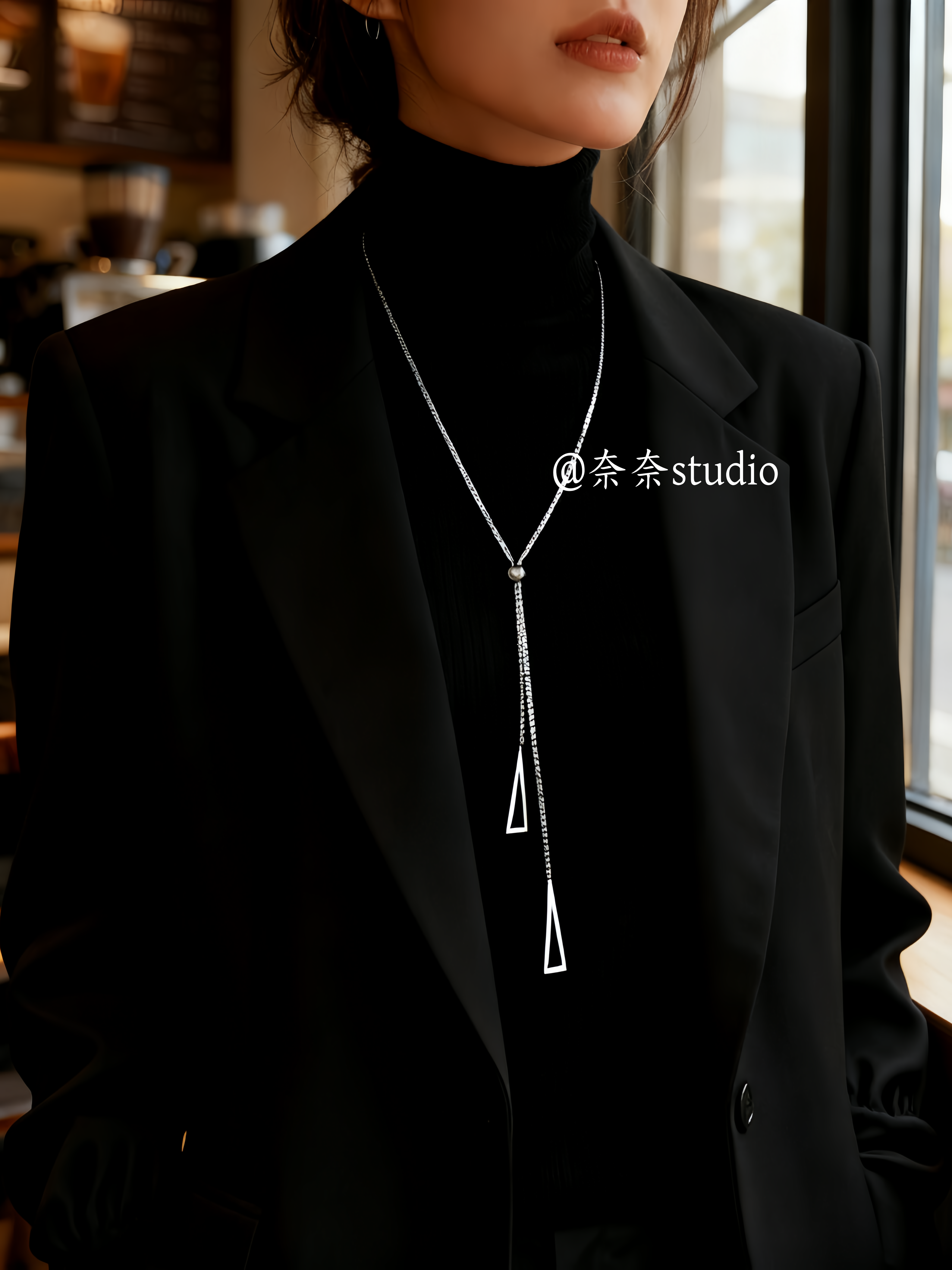 Minimalist Triangular Pull-Out Necklace, High-End, Light Luxury, Niche Accessory, High-Neck, Elegant, Autumn and Winter Men's Sweater Chain