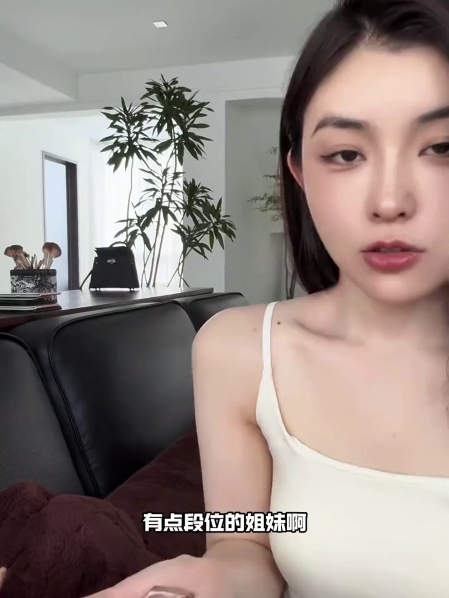 当香气成为一种隐秘的宣言：悦漾香水精华露的私密美学_香水_淘宝美妆网