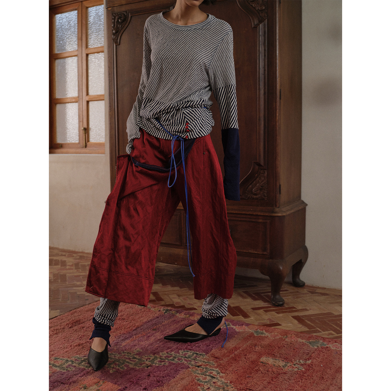 Soknot〔Tibetan Red Erosion〕Original Niche Designer Brand Red Metallic Casual Cropped Pants for Men and Women Soknot〔Tibetan Red Erosion〕Original Niche Designer Brand Red Metallic Casual Cropped Pants for Men and Women