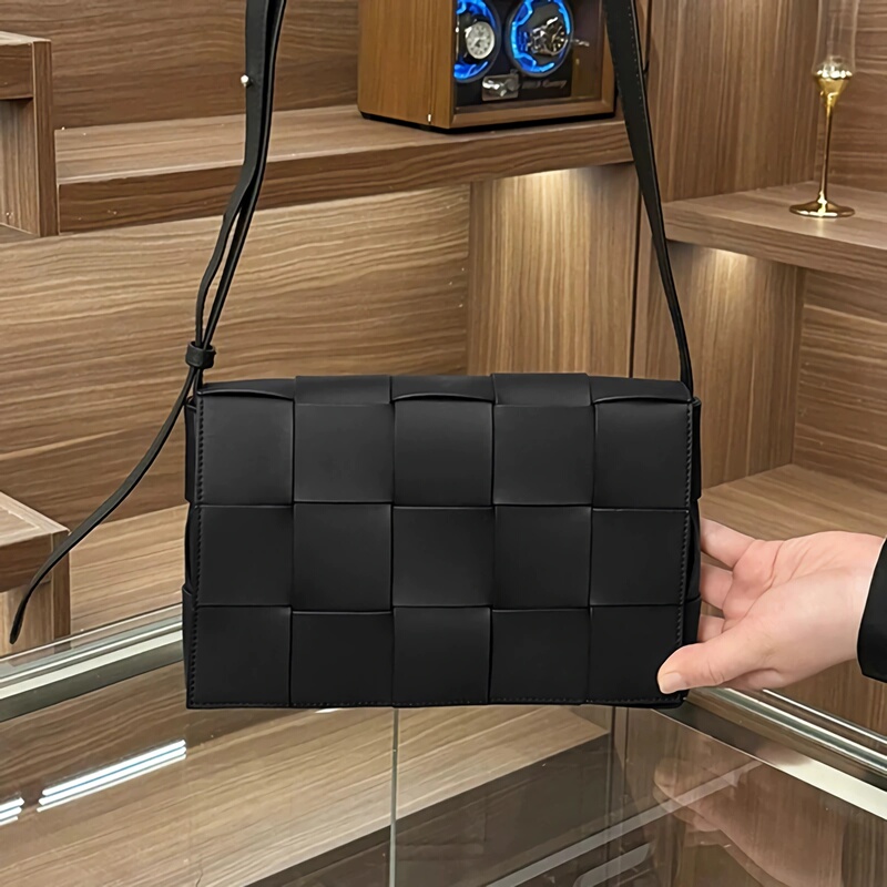 Bv Calfskin Leather Shoulder Bag for Men, Light Luxury Plaid Woven Small Square Bag, Women's Fashionable Versatile Casual Crossbody Bag