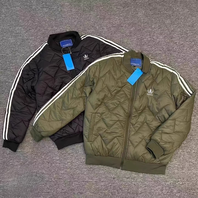 Outlet Discount Retro Baseball Jacket with Three Stripes, Quilted Cotton Jacket, Winter Warm Cotton Coat, Bomber Jacket for Men and Women