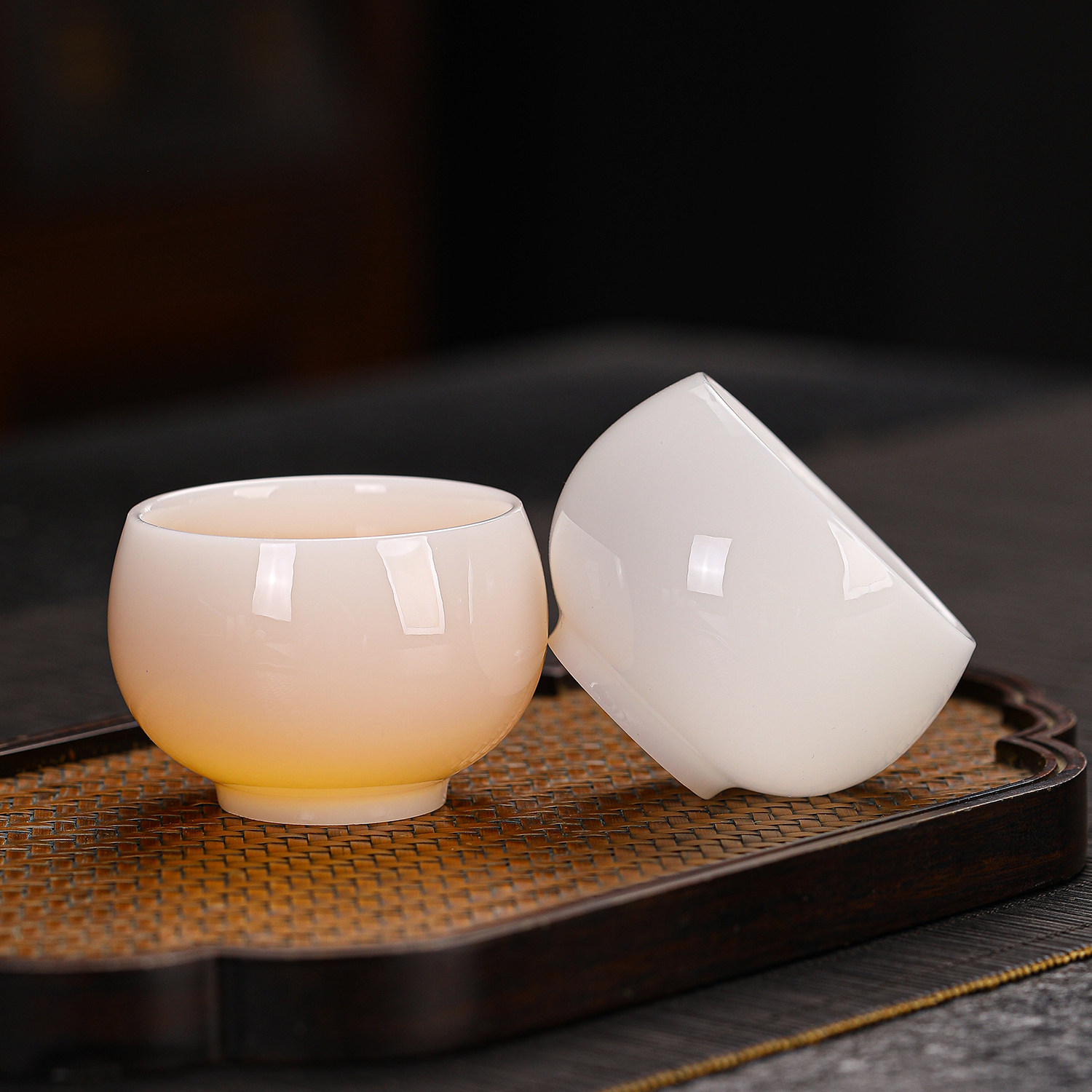 High-End Jade Ice Jade Porcelain Tea Set for Home Use, Light Luxury White Jade Porcelain Teapot, Kung Fu Tea Bowl Gift Set