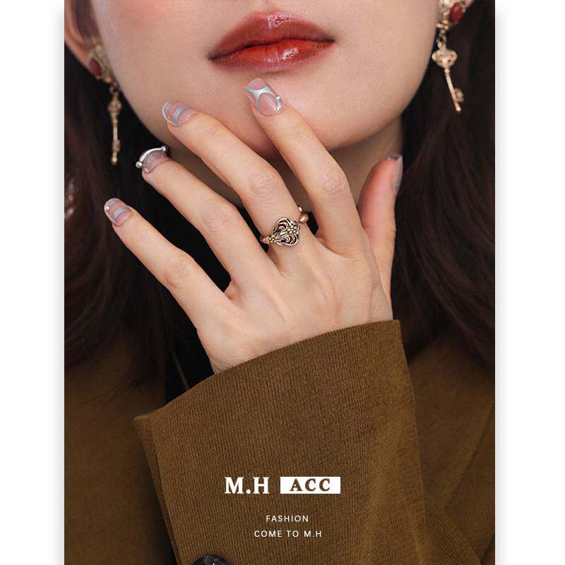 Key ring for women with unique original design, light luxury temperament, retro high-end adjustable open index finger ring