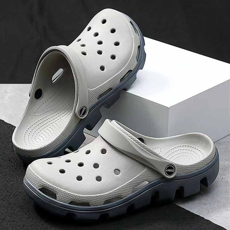Croc Shoes Similar to Lu Han and Chen He's Styles, Popular Online Perforated Shoes for Men, Summer Outdoor Wear, Couple's Non-Slip Closed-Toe Thick-Soled Shoes