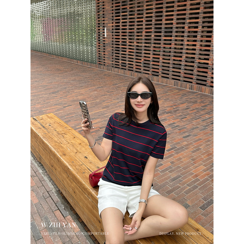 Wang Zhiyan Miu Series High-Fashion Navy Blue Striped Short-Sleeve T-Shirt for Women, Summer Slimming Lyocell Age-Reducing Top