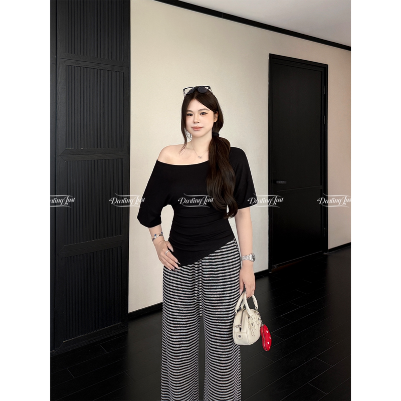 Darlingjust Xiaoyedundun [Fragrant Shoulders Holiday] Irregular Off-Shoulder Short-Sleeve T-Shirt for Women, Slim-Fit Top