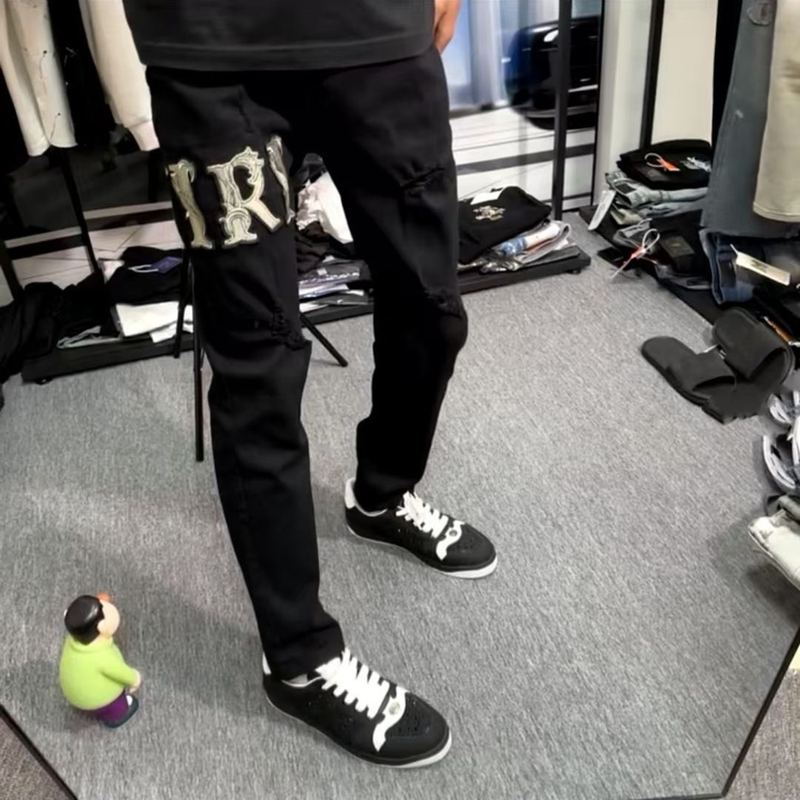 Trendy Ripped Embroidered Jeans for Men, American Style, Cool and Slim Fit, Stretchy Casual Pants Trendy Ripped Embroidered Jeans for Men, American Style, Cool and Slim Fit, Stretchy Casual Pants
