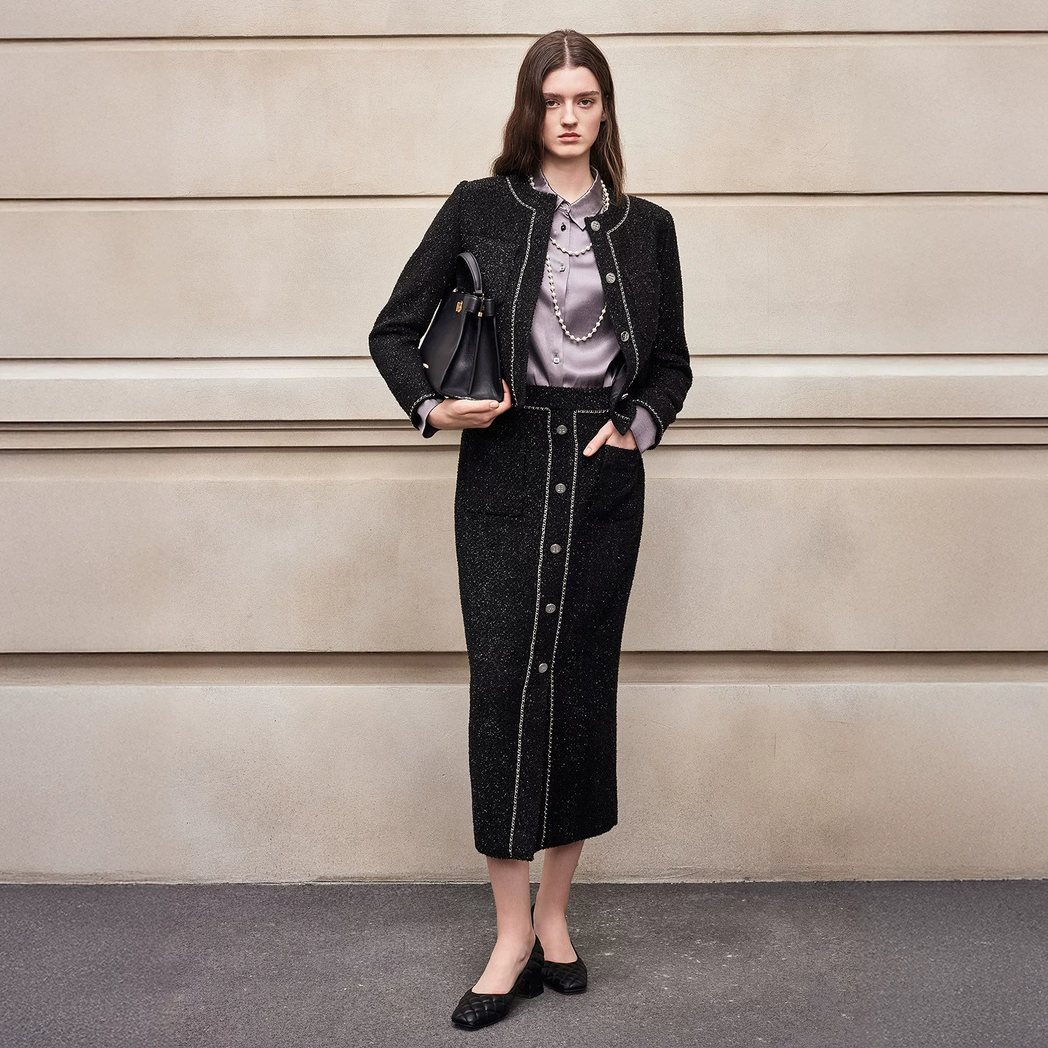 Демисезонная металлическая короткая куртка, тренд сезона, стиль Chanel