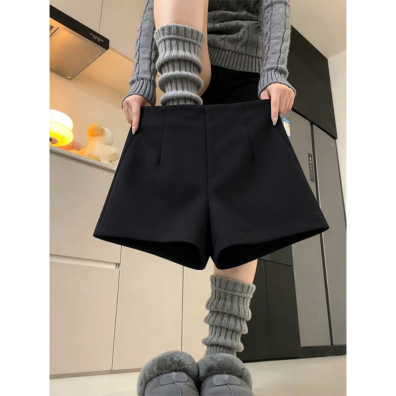 Black Suit Shorts for Women, Autumn/Winter 2026 New High-Waisted Slim-Fit Petite Hot Girl Leggings Sexy Hot Pants Black Suit Shorts for Women, Autumn/Winter 2026 New High-Waisted Slim-Fit Petite Hot Girl Leggings Sexy Hot Pants