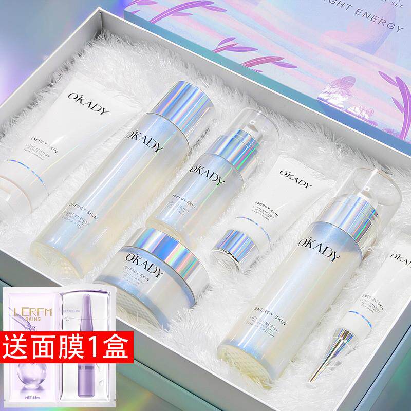 当清晨的第一缕光洒在肌肤上,我遇见了温柔的焕新_面部护理套装_淘宝美妆网