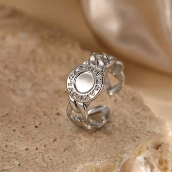 Titanium steel fashionable and versatile stainless steel flower pig nose buckle braided pattern niche light luxury open adjustable ring