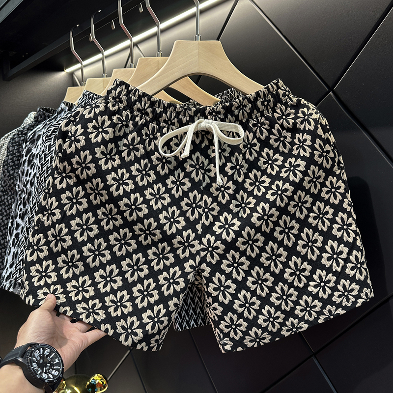 Light Luxury Trendy Jacquard Shorts for Men, New Summer Style, Loose Fit, Three-Quarter Length Beach Shorts, Vintage Casual Shorts, Sports Shorts Light Luxury Trendy Jacquard Shorts for Men, New Summer Style, Loose Fit, Three-Quarter Length Beach Shorts, Vintage Casual Shorts, Sports Shorts