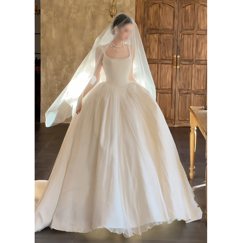 French-Style Light Wedding Dress, Main Gown with High-Quality Texture, Custom-Made for Brides, High-End Luxury Niche Design, Lightweight