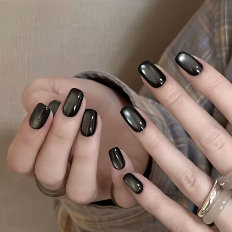Black Cat-Eye Press-On Nails, Short Style, High-End Finished Nail Art, Internet Celebrity Hot Item, Nail Stickers, Brightening, Simple and Versatile