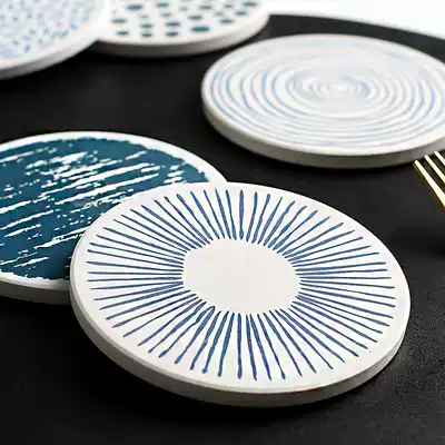 Japanese-style diatomaceous earth coaster thermal insulation absorbent quick-drying soap non-slip mat creative personality ins round hipster