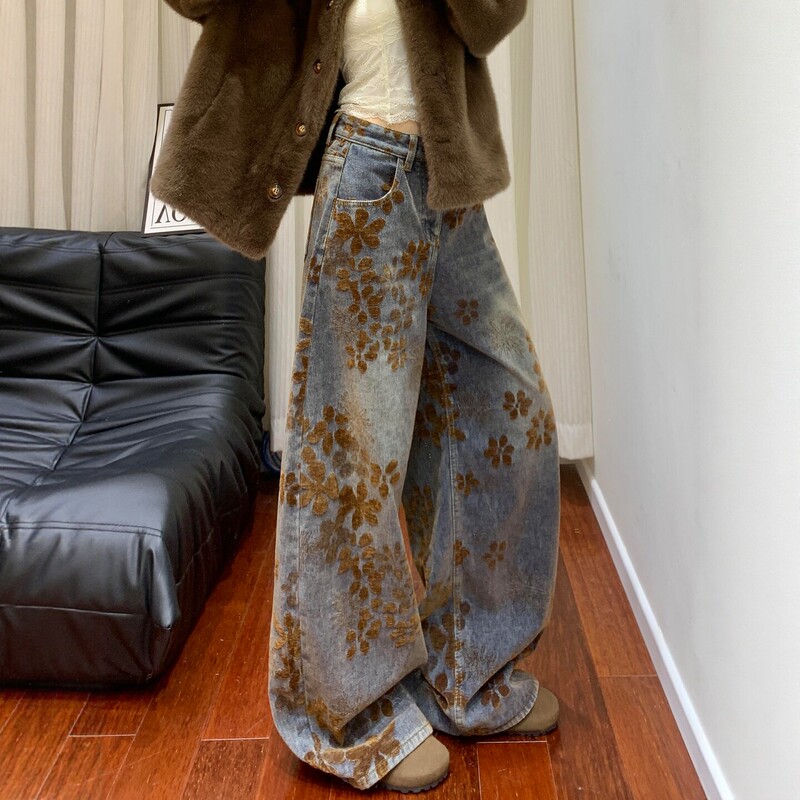 American-Style Jacquard Wide-Leg Jeans for Women, New Autumn Collection, Plus-Size, High-Waisted, Loose, Slimming Straight-Leg Pants American-Style Jacquard Wide-Leg Jeans for Women, New Autumn Collection, Plus-Size, High-Waisted, Loose, Slimming Straight-Leg Pants