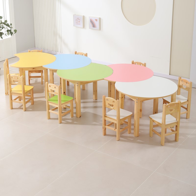 Kindergarten preschool solid wood desks and chairs children's color art drawing table can be graffiti shaped table shape